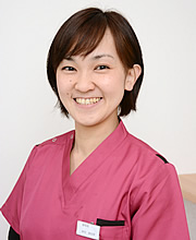 新村 麻由実